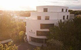 Block Hotel & Living
